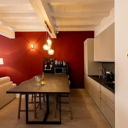 Red - Center & Garage Lejlighed